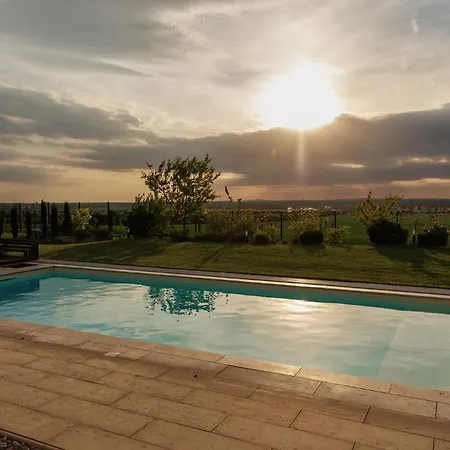 Villa Panorama - Luxurious Equipped Modern Spacious