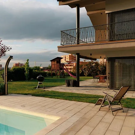 Vila Panorama - Luxurious Equipped Modern Spacious Skalica