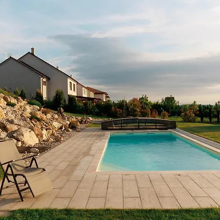 Panorama - Luxurious Equipped Modern Spacious Skalica