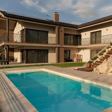 Panorama - Luxurious Equipped Modern Spacious Villa *
