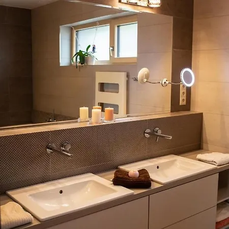 Villa Panorama - Luxurious Equipped Modern Spacious Skalica