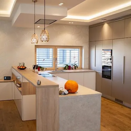 Panorama - Luxurious Equipped Modern Spacious Skalica